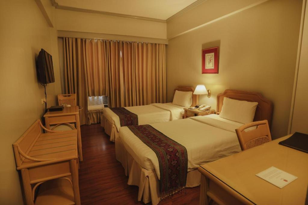 Casa Leticia Boutique Hotel Davao Exterior foto