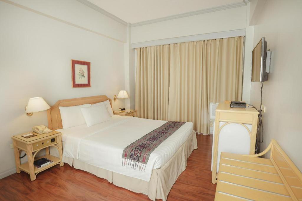Casa Leticia Boutique Hotel Davao Exterior foto